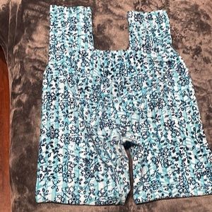 LuLaRoe Teal and Navy Floral Pattern Leggings. One size
